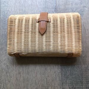 JCREW straw clutch